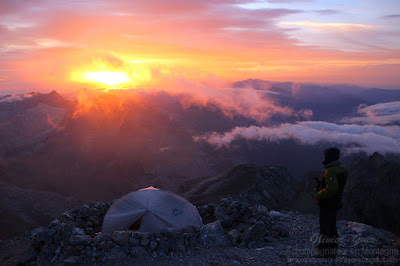 Lever de soleil au sommet du Mont Perdu (Trek des Géants)