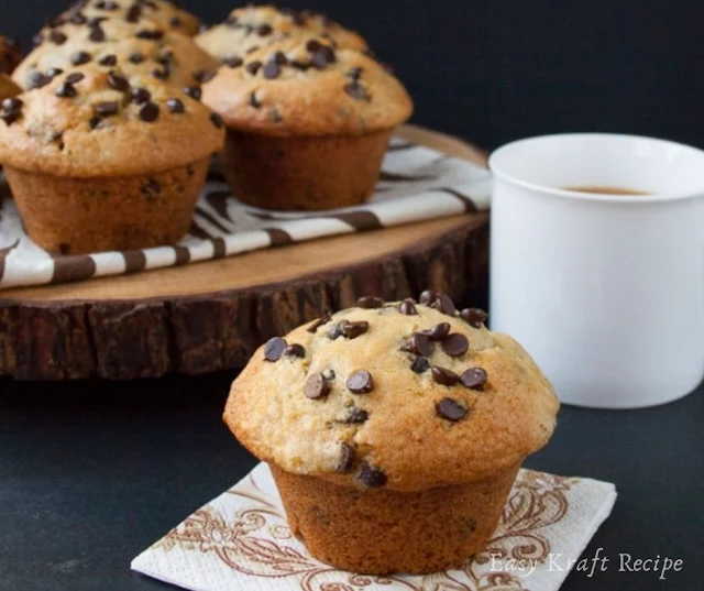 BAKERY STYLE CHOCOLATE CHIP MUFFINS RECIPE