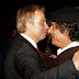 Kadhafi haverja Tony, demokráciát játszik