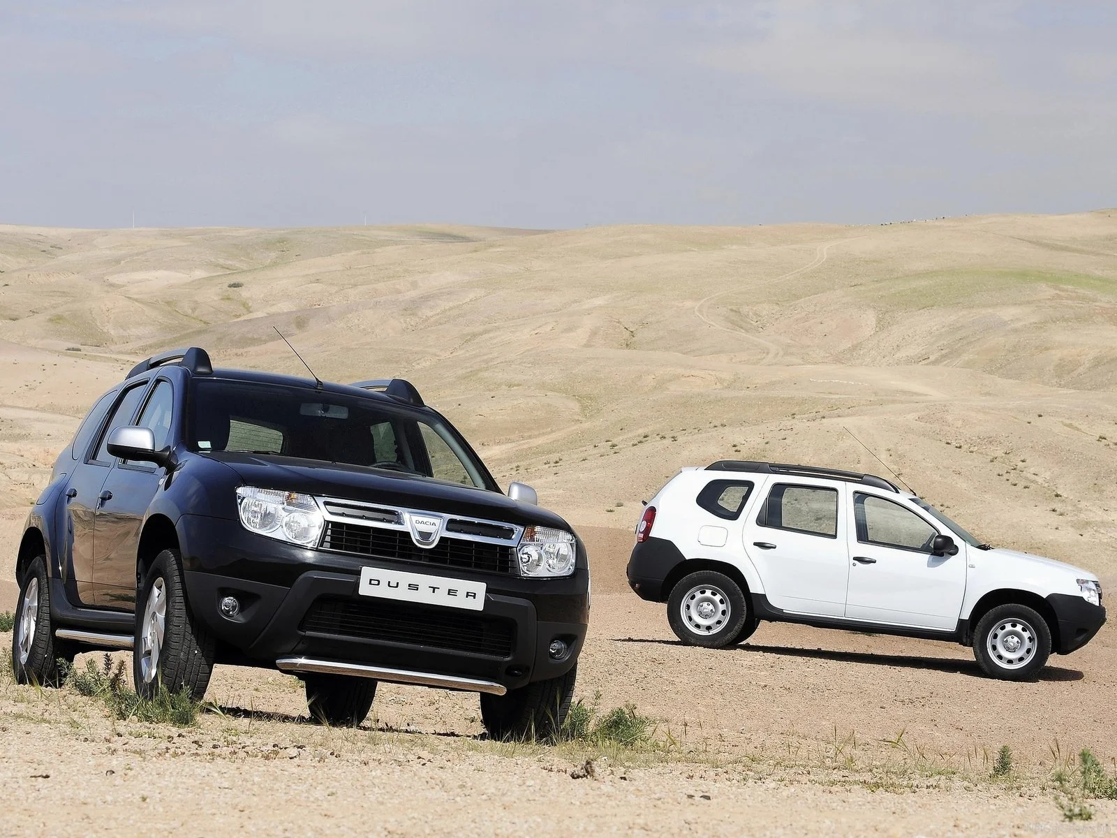 Hình ảnh xe ô tô Dacia Duster 2011 & nội ngoại thất