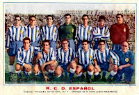 R. C. D. ESPAÑOL DE BARCELONA - Barcelona, España - Temporada 1952-53 - Argilés, Bolinches, Catá, Marcel Domingo, Artigas, Parra, Trías; Arcas, Marcet, Mauri, Piquín, Egea y Andújar (masajista)