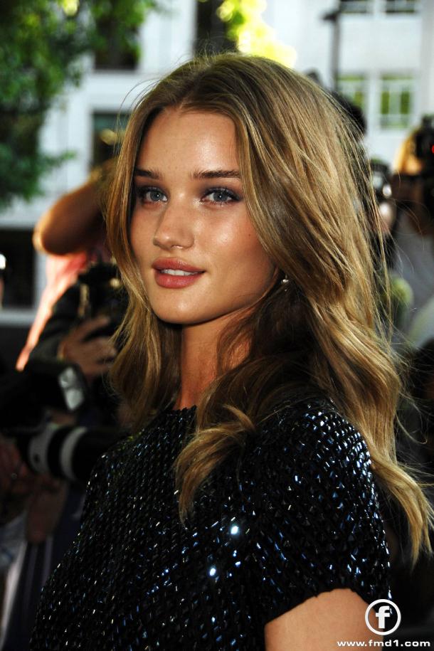 rosie huntington whiteley hair. Rosie Huntington-Whiteley, 23,