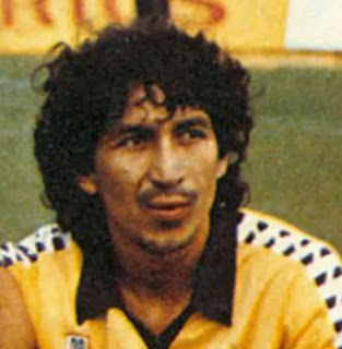 Mágico González