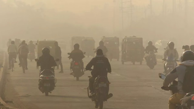 Bareilly Air Pollution: दीपावली से पहले ही बिगड़ने लगी शहर की हवा, सांस के मरीज परेशान