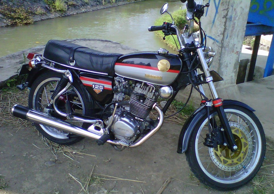 Honda Cb 125 Gendut Image