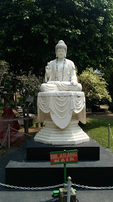 Buddha Tidur Mojokerto