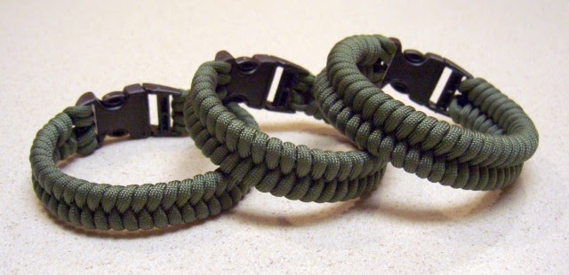 Stormdrane's Blog: Woven paracord bracelets, one strand two
