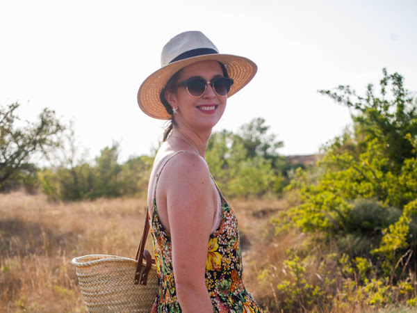 Outfit: floral midi dress and Tevas in the Provence