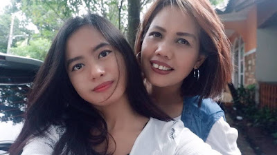 Elly Dan Putrinya Ulfi Damayanti