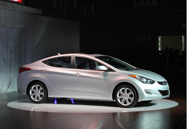 2011 Hyundai Elantra Specs and Feature Picture full witdh