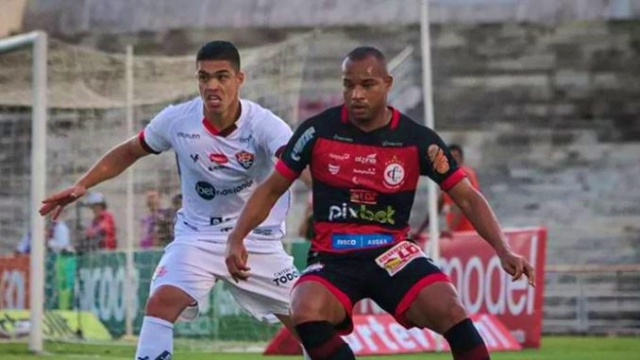 Vitória vence o 2º jogo seguido, se afasta do Z-4 e cola no G-8 da Série C