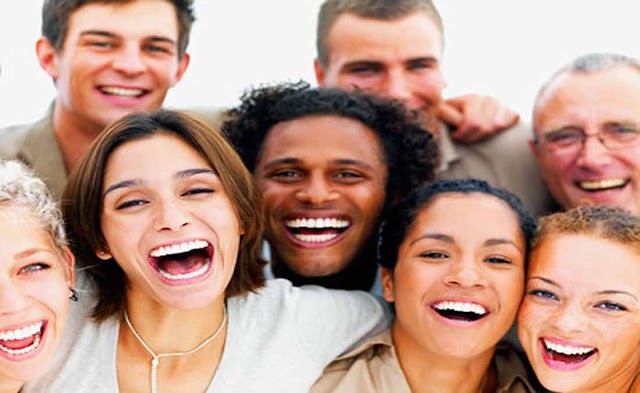 World Laughter Day पर जानिए हंसने के 5 बड़े फायदे, अच्छी सेहत पाने के लिए जरूर पढ़ें