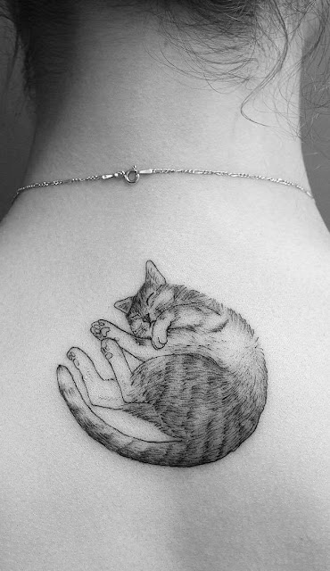 Tatuagens femininas de gatos