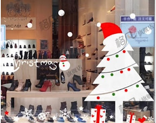 decorar tienda de ropa en navidad