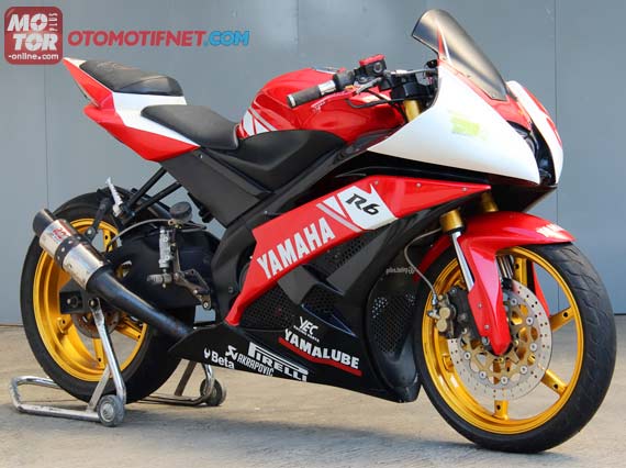 Modifikasi New Yamaha Vixion Merah Full Fairing