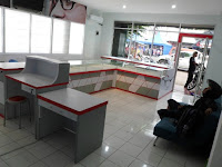 furniture interior semarang  interior optik toko kacamata02