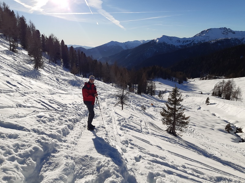 Scendendo da Passo Cinque Croci - 6 gennaio 2023