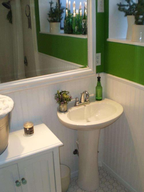 Green Bathroom