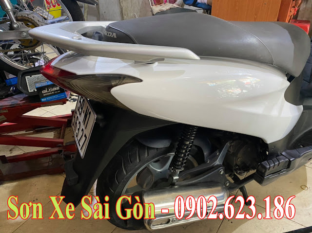 Mẫu Xe Honda Dylan màu trắng pha lê cực đẹp