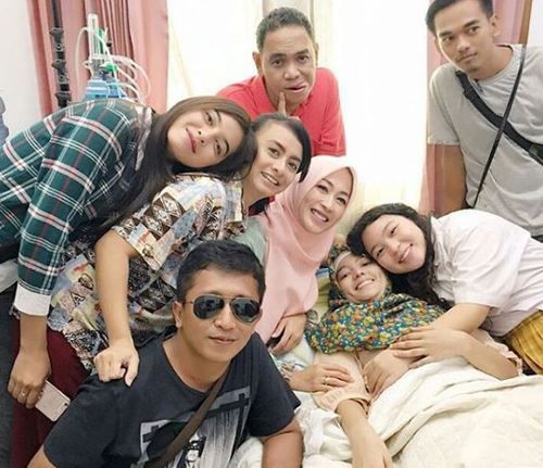 Renita Sukardi Pemain `Ojeng Pengkolan` Meninggal 