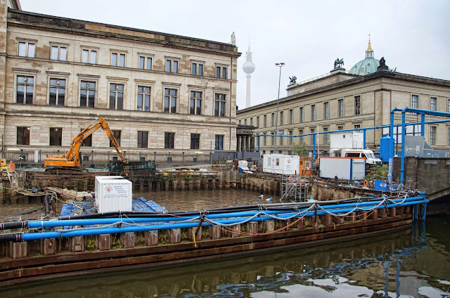 Baustelle Empfangsgebäude für die Museumsinsel, Pergamon Museum, Am Kupfergraben, Bodestraße 1-3, 10178 Berlin, 10.12.2013