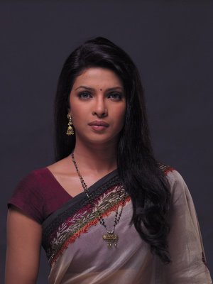 Priyanka Chopra sari pics