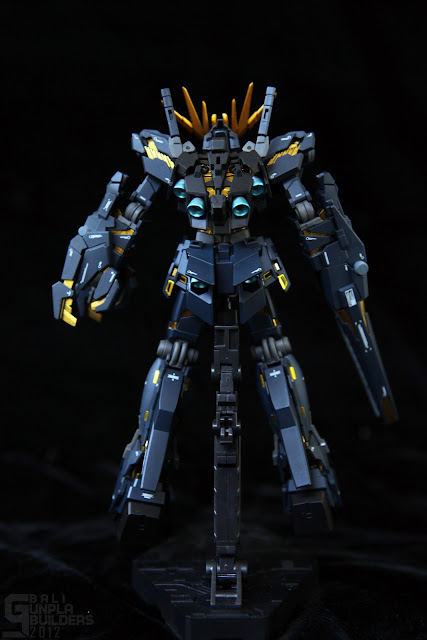 HGUC BANSHEE (destroy mode) by Khresna Dwipayana