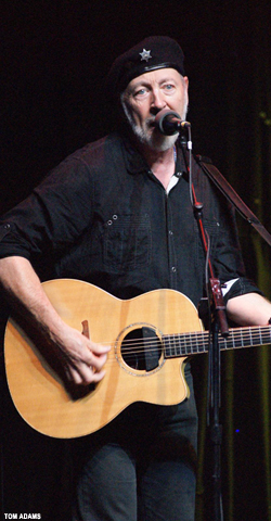 Blogtrotter  Richard Thompson   The Rio  Santa Cruz CA  Music Review