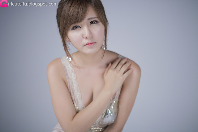 Ryu-Ji-Hye-V-Neck-Sequin-Dress-06-very cute asian girl-girlcute4u.blogspot.com