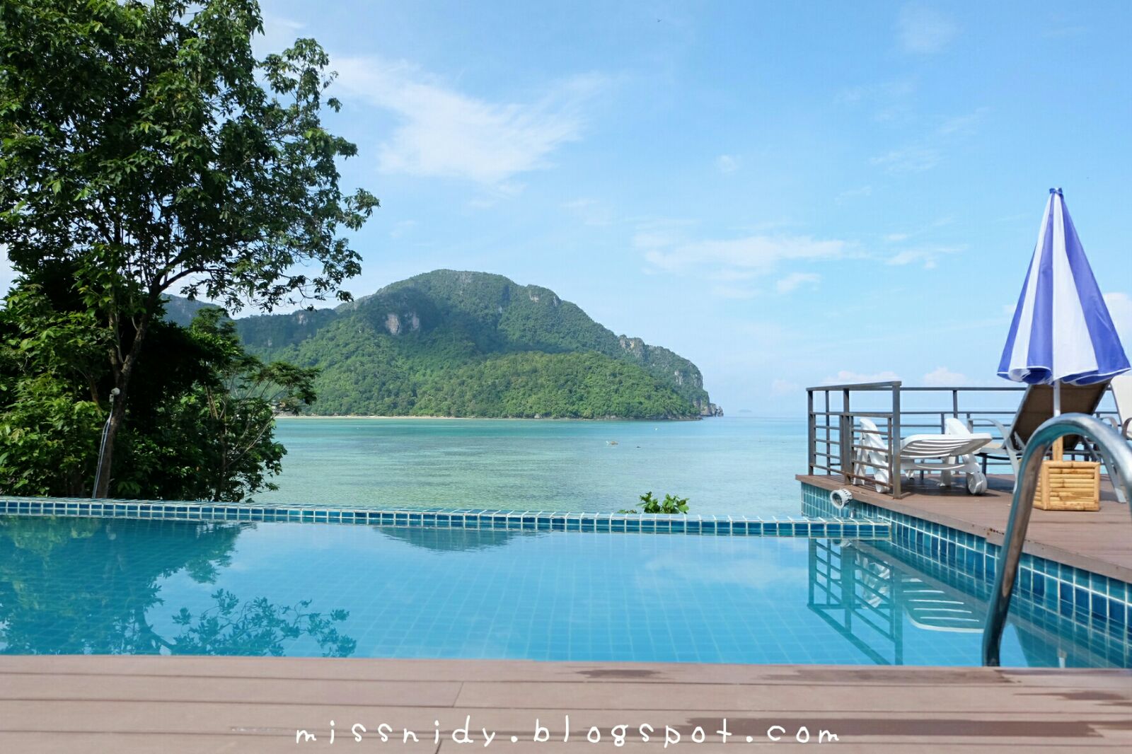 the cobble beach hotel phi phi island review