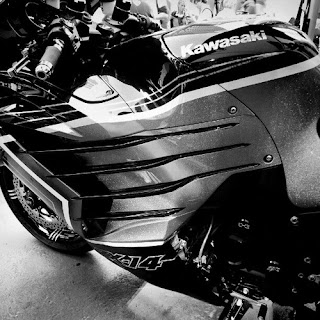 Kawasaki ZX14R 2013 engine 