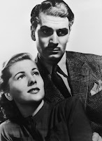 Joan Fontaine and Laurence Olivier in Rebecca (1940) (6)