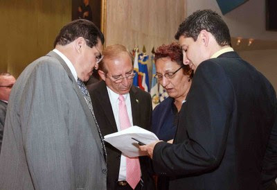 Jubilación voluntaria de $30,000 para empleados en la Asamblea Legislativa