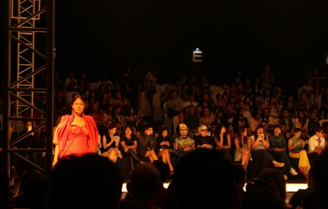 justjovitz_CARY SANTIAGO PHILIPPINE FASHION WEEK SS 2013  