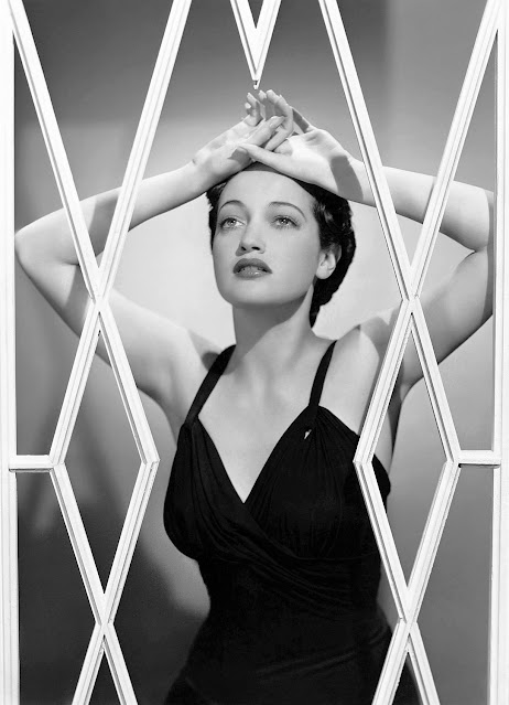 1940. Dorothy Lamour - publicity photo for Paramount