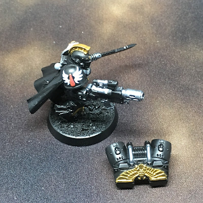 Deathwatch Watch Captain with Jump Pack WIP right side chapter icon