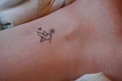 https://blogger.googleusercontent.com/img/b/R29vZ2xl/AVvXsEj0IoiiwwF4JCPCTtqVC97JEBPvpFMcsIVnGT419nkzoiuotaaemmvMKVBNBTQyybN8mfyxhtT36ZtVD4VtVG4FrOTsLXishYAD7ivPKDOKIPMeQ7wXZbyFthNREQojnoZykVhOYZgAqOk/s1600/dove-tattoos-20.jpg