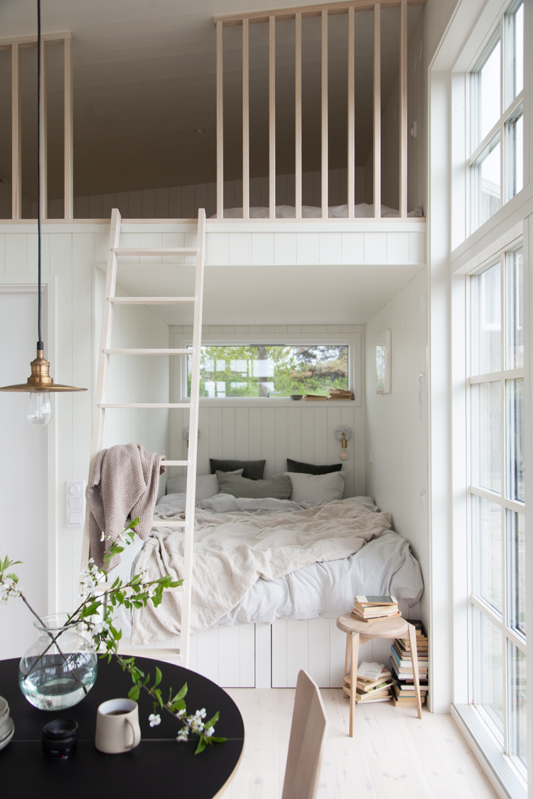 Tiny Cabin Update: Panelling, Wood floors & Our Cosy Bed Nook