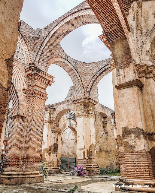 Ruínas da Catedral de Antigua Guatemala