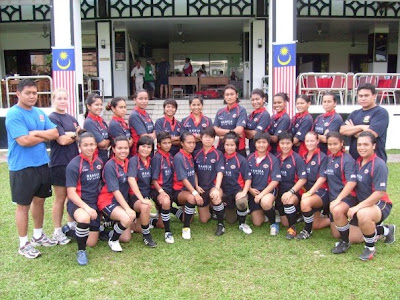 Luahan di Attic: Rugby-->Malaysian barbarians :)
