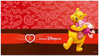 Winnie The Pooh: Free Printable Frames, Backgrounds or Invitations.