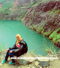 Di Balik Keindahan Danau Quarry Mita Oktavia Notes