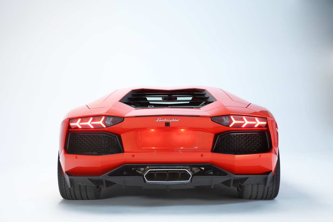 2012 Lamborghini Aventador LP700 - 4 Wallpapers - Car Wallpapers