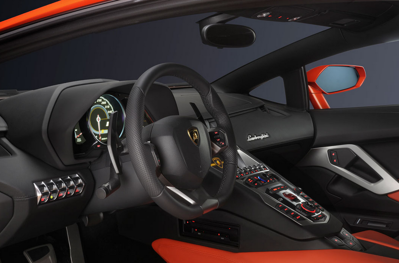 2015 Lamborghini Aventador LP700-4r Review and Release Date