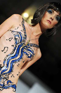 Beautiful Body Painting Pictures - Bullet 4 Peace