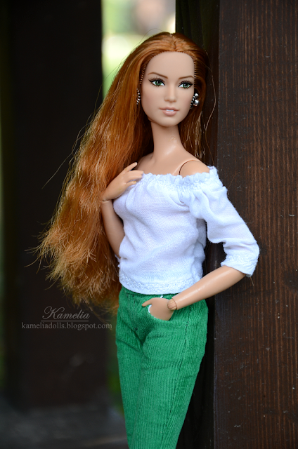 Redhead Mera Barbie doll