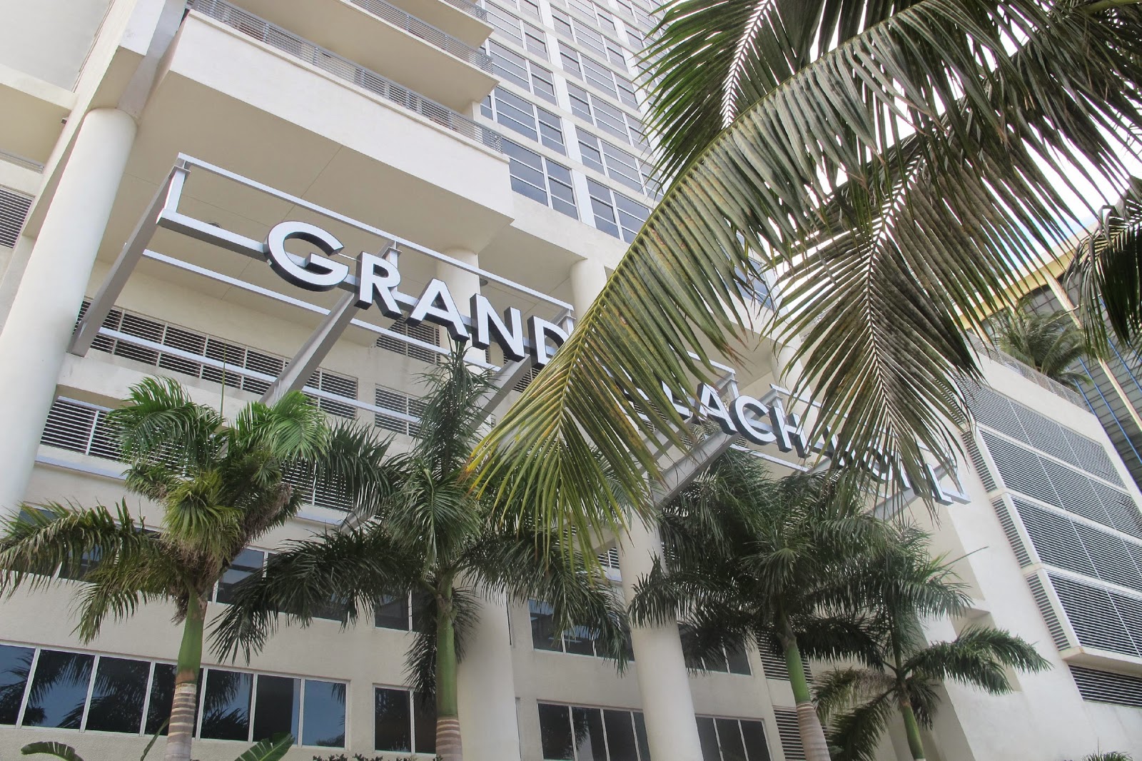 Grand Beach Hotel – Miami | AMA Traveller