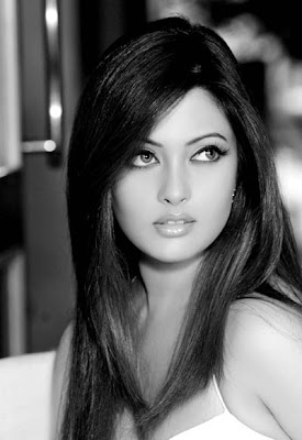 Riya Sen's unseen hottest Photo gallery