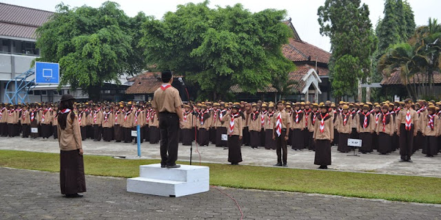 Upacara dalam Gerakan Pramuka Sebagai Alat Pendidikan