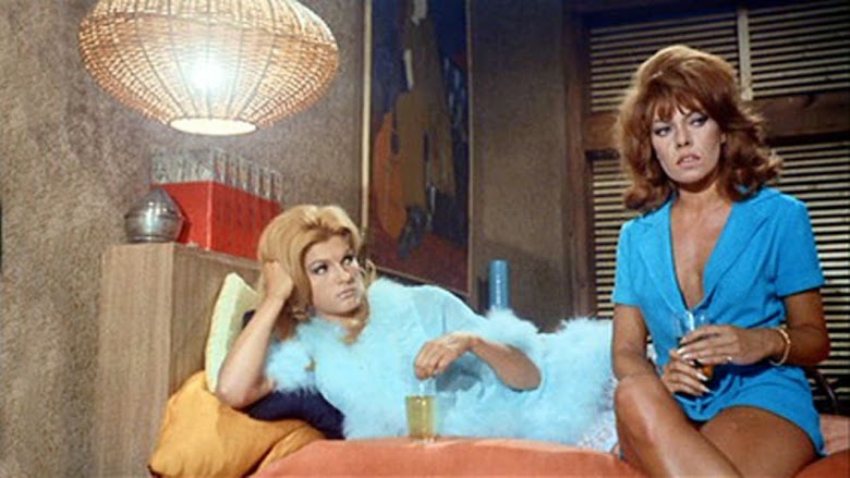 Two Undercover Angels (1969)